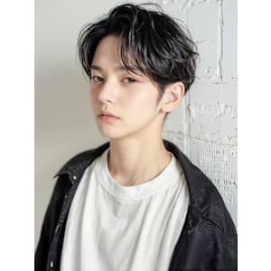 黒髪アップバング刈り上げセンターパートp1　カーリー - COVER HAIR bliss 【カバー ヘア ブリス】川口/ららテラス川口東口駅前店【カバー ヘア ブリス カワグチララテラスカワグチヒガシグチエキマエテン】掲載中