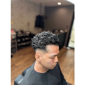 ツイストスパイラル×スキンフェード - ASOBI hair design【アソビヘアデザイン】掲載中