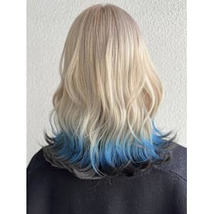 エンドカラー/全頭ブリーチ/ホワイトブロンド - Chula by artina 海老名2号店【チュラ バイ アルティナ エビナニゴウテン】掲載中