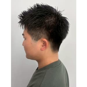 スパイキーショート アップバング ツーブロック 20代 束感 - Men's salon SEPT. 博多【メンズサロン セプト ハカタ】掲載中