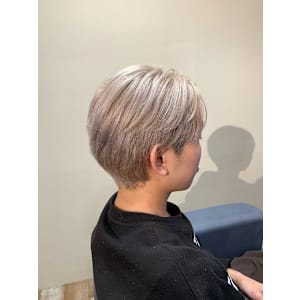 シルバーホワイトカラー - chapter 千葉ニュータウン中央店【チャプター】掲載中