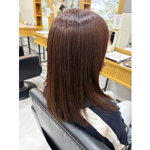 ピンクブラウン