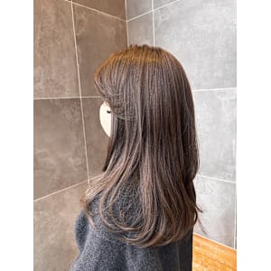 30代　オリーブベージュ　レイヤースタイル - 半個室型美容室 Sourire 荒戸店【ハンコシツガタビヨウシツ スーリール アラトテン】掲載中