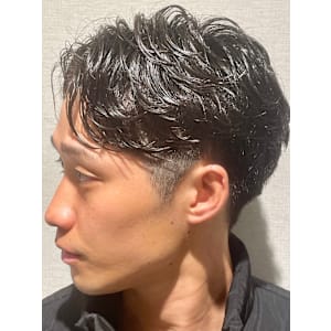 センターパート - ヒロ銀座バーバーショップ大阪本店【ヒロギンザ バーバーショップオオサカホンテン】掲載中