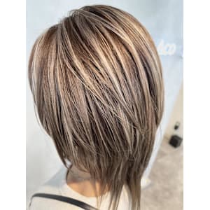 上品ハイライト/ペールベージュ/ベージュ/白髪ぼかし - Aco【アコ】掲載中