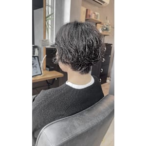 くせ毛を生かしたショートヘア - SIRIUS 8【シリウスエイト】掲載中