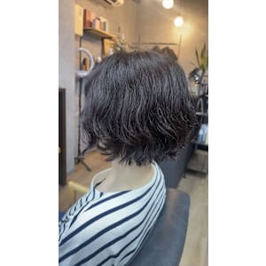 くせ毛を生かしたミニボブ - SIRIUS 8【シリウスエイト】掲載中
