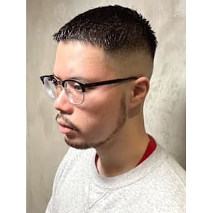 スキンフェード アイロンパーマ バーバー ベリーショート - 全室完全個室 THIS IS BARBER 4th【ディスイズバーバーフォース】掲載中
