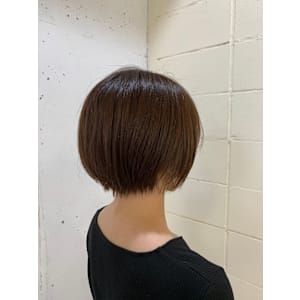 ショートボブ×ナチュラルブラウンカラー - Lourdes hair design【ルルドヘアーデザイン】掲載中