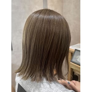 ベージュカラー - 半個室型美容室 Sourire 姪浜店【ハンコシツガタビヨウシツスーリールメイノハマテン】掲載中