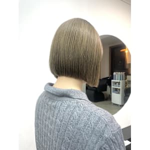 ボブカット/ボブヘア/グレージュ/オリーブベージュ/カラー - AO。【アオ】掲載中