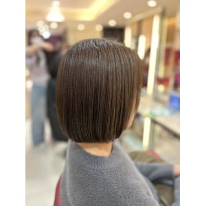 赤みなしベージュカラー - FACE。伊勢原【フェイス イセハラ】掲載中