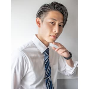 メンズカジュアル