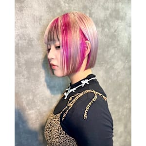 セクションカラー　デザインカラー　ケアブリーチカラー - Null 原宿店 デザインカラー/ダブルカラー【ヌルハラジュクテン デザインカラー ダブルカラー】掲載中