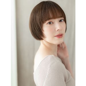 ぱっつん前髪レイヤーショートマッシュルームヘア30代40代 - COVER HAIR bliss【カバーヘア ブリス】志木/志木南口駅前店【カバーヘア ブリス シキ シキミナミグチエキマエテン】掲載中