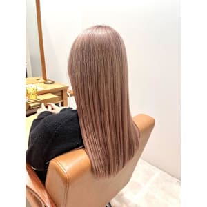 ペールピンクベージュ - 半個室型美容室 Sourire 今宿店【ハンコシツガタビヨウシツ スーリール イマジュクテン】掲載中