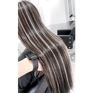 CIERA.堀江×スタイル - CIERA.堀江ダブルカラー/ハイライト/バレイヤージュ【シエラホリエダブルカラーハイライトバレイヤージュ】掲載中