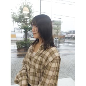 ミディアムボブ／顔周りレイヤー - every【エヴリィ】掲載中