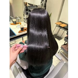 ブルーブラック×URUGAMI【髪質改善】 - yoki.【ヨキ】掲載中