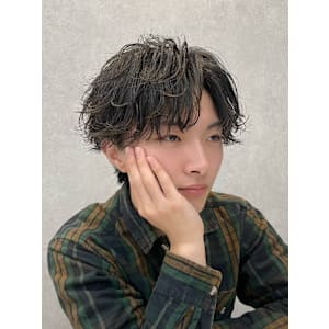 【福岡/天神/メンズカット】ゆるふわパーマ/シャドウパーマ - Men’s salon Zina 天神 ［メンズカット/眉毛/韓国/パーマ］【メンズサロンジーナ】【メンズサロン　ジーナ　テンジン　メンズカット　マユゲ　カンコク　パーマ　メンズサロン　ジーナ】掲載中