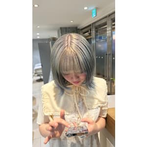 ふわっとデザインカラー - EARTH/E 吉祥寺店 ハイライト/髪質改善/縮毛矯正【アース　エレガンス　キチジョウジテン　ハイライト　カミシツカイゼン　シュクモウキョウセイ】掲載中