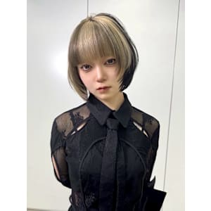 セクションカラー　デザインカラー　ケアブリーチカラー - Null 原宿店 デザインカラー/ダブルカラー【ヌルハラジュクテン デザインカラー ダブルカラー】掲載中