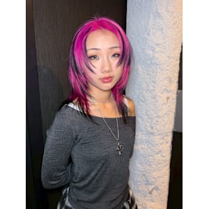 オーダーメイド　デザインカラー　ケアブリーチカラー　ウルフ - Null 原宿店 デザインカラー/ダブルカラー【ヌルハラジュクテン デザインカラー ダブルカラー】掲載中