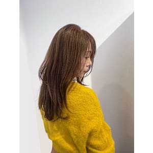 レイヤーカット/白髪ぼかしハイトーン - trove by first 富沢店【トゥルーブ バイ ファースト トミザワテン】掲載中