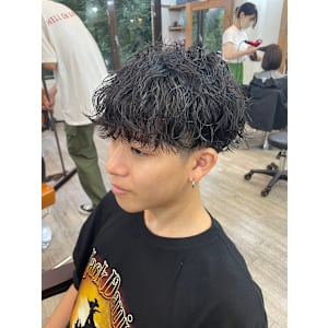 メンズカット爽やか刈り上げマッシュ波巻きパーマ