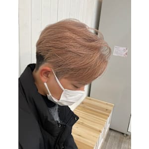 メンズカット爽やか刈り上げマッシュハイトーンベージュ - ROW 横浜【ロウ】【ロウヨコハマ】掲載中