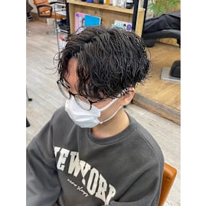 メンズカット爽やかセンターパートマッシュ波巻きパーマ - ROW 横浜【ロウ】【ロウヨコハマ】掲載中
