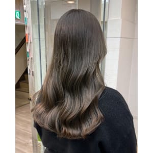 ツヤサラとぅるんな艶髪仕上がり＊韓国風大人可愛いゆる巻きヘア - ROW 横浜【ロウ】【ロウヨコハマ】掲載中