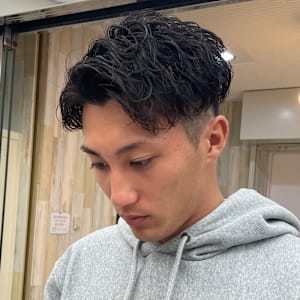 ツイストスパイラルショート - ROW 横浜【ロウ】【ロウヨコハマ】掲載中