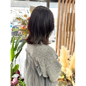 くびれボブ/オリーブグレージュ