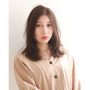 フォギーベージュ×ゆる巻セミディ - trove by first 富沢店【トゥルーブ バイ ファースト トミザワテン】掲載中