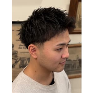 テーパーフェード　アップバング - ヒロ銀座バーバーショップ難波店【ヒロギンザバーバーショップナンバテン】掲載中