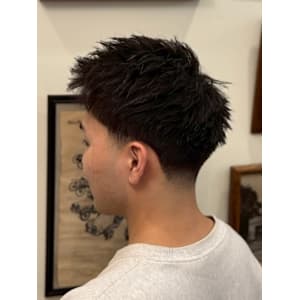 テーパーフェード　アップバング - ヒロ銀座バーバーショップ難波店【ヒロギンザバーバーショップナンバテン】掲載中