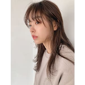 ミディアム/ナチュラル/ミルクティーベージュ/レイヤーカット