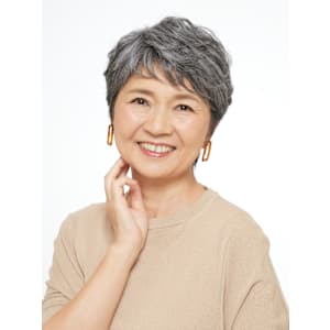 分け目が気になる方に◎トップふんわりショート - えがお美容室【エガオビヨウシツ】掲載中