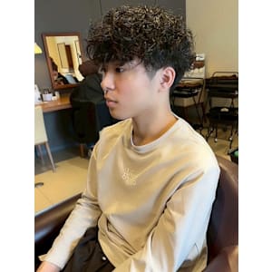 ツイストスパイラルがカッコいい - TOPHAIR Avenue 刈谷【トップヘアーアヴェニューカリヤ】掲載中