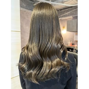 《高橋亜美》オリーブグレージュ/オリーブ/大宮 - elu by lovis【エル バイ ラビス】掲載中