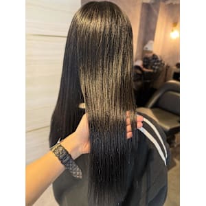 《高橋亜美》コリアンブラック/大宮/艶カラー - elu by lovis【エル バイ ラビス】掲載中