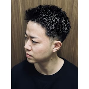 ミドルフェード - ヒロ銀座ヘアーサロン 新橋 銀座口店【ヒロギンザヘアーサロンシンバシギンザグチテン】掲載中