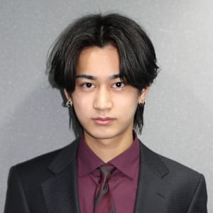 フェザーパーマ×センターパート - est-r.Fukuoka【福岡博多店】【エストアールフクオカ フクオカハカタテン】掲載中