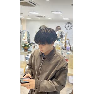 ナチュラルシャドウマッシュ - CREA【クレア】掲載中