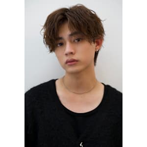 シャドウパーマ　センターパート　メンズパーマ　メンズヘア - men's salon es.【メンズサロン エス】掲載中