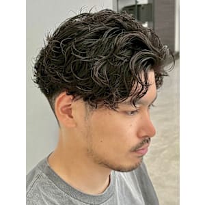 ツイストスパイラルパーマツイストパーマメンズマッシュパーマ - Genie -メンズカット & メンズパーマ 新百合ヶ丘【ジーニーメンズカットアンドメンズパーマ シンユリガオカ】掲載中