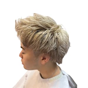 【麻布十番/メンズカット】カラー　ハイトーン　毛量多い