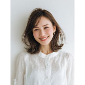 レイヤーカット/イメチェン/外ハネボブ/美髪/髪型 - e.m.a PREMIUM BEAUTY SALON【イーエムエープレミアムビューティーサロン】掲載中