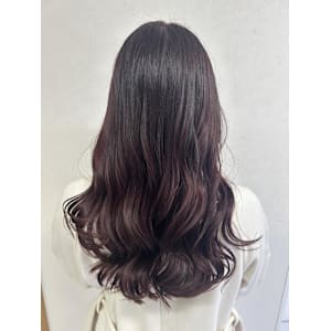 ツヤと可愛さのある大人ボルドー！ - Lia by KENJE【リアバイケンジ】掲載中